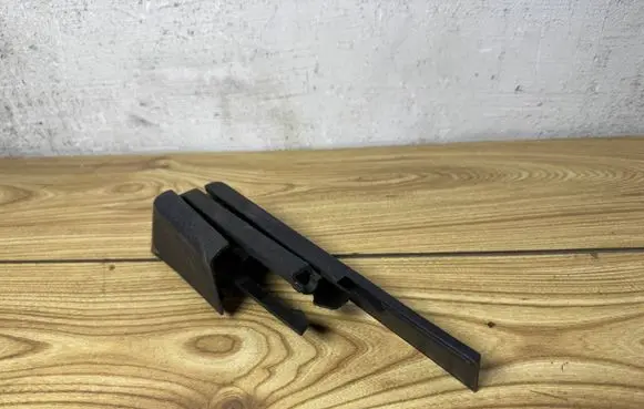 Audi Q7 4L Front driver seat rail trim 7L0881480