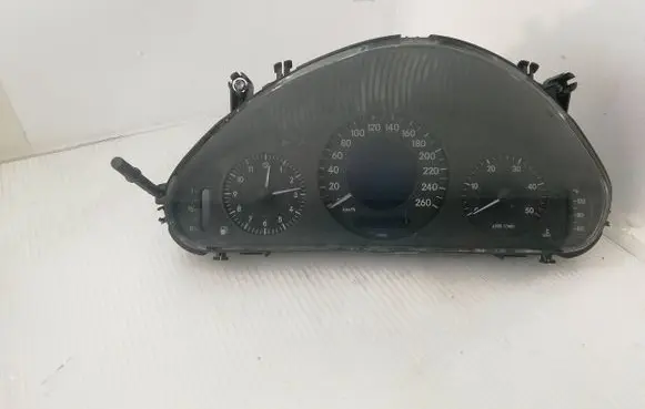 Mercedes-Benz E W211 Speedometer (instrument cluster) a2115405511