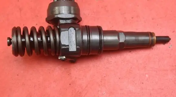 Audi A4 S4 B7 8E 8H Fuel injector 036130073BH
