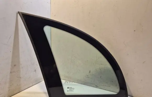 Opel Meriva A Rear side window 43R000261