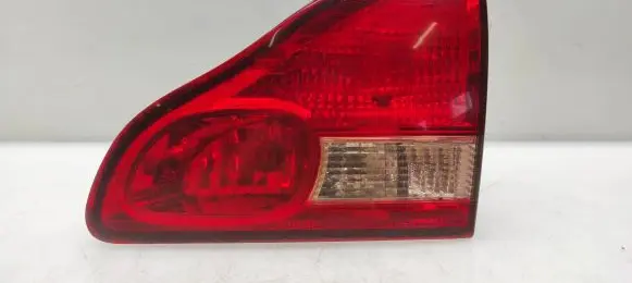 Toyota Avensis Verso Tailgate rear/tail lights 4441E137654