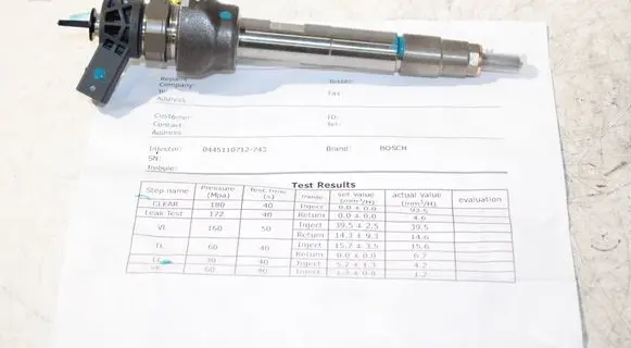 BMW 5 F10 F11 Fuel injector 8514148 0445110712