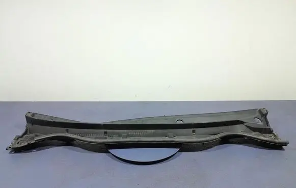 Toyota Auris E180 Wiper trim 5570802470