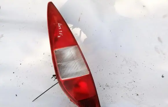 Ford Mondeo Mk III Rear/tail lights