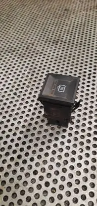 Volkswagen Transporter - Caravelle T5 Windscreen/window heater switch 7E0959621 33806