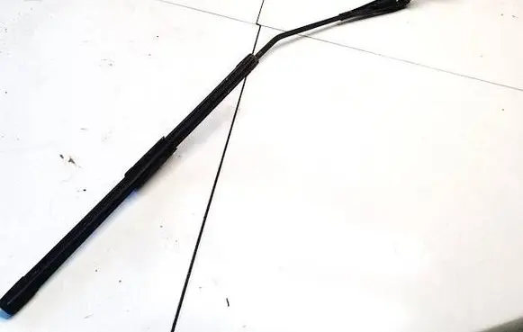Opel Corsa D Front wiper blade arm 13182326