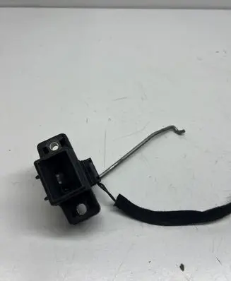 Renault Clio II Tailgate/trunk/boot lock/catch/latch 7700308997