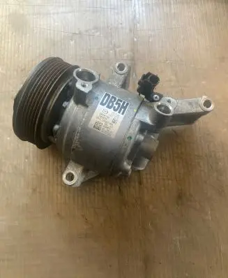 Mazda 2 Air conditioning (A/C) compressor (pump) DB5H61450 5020021468 T965223A