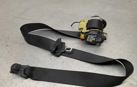 Mercedes-Benz A W169 Front seatbelt 602876900