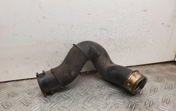 Audi Q7 4L Intercooler hose/pipe 7L6145738A