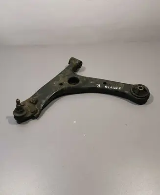 Toyota Corolla E120 E130 Front lower control arm/wishbone