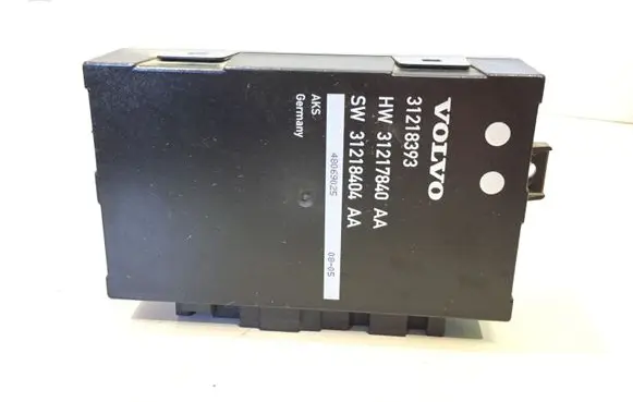 Volvo V70 Tailgate/trunk control unit/module 31218393 31217840AA 31218404AA