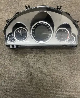 Mercedes-Benz E W212 Speedometer (instrument cluster) A2129001810