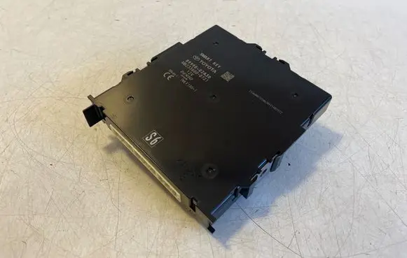 Toyota Corolla E210 E21 Keyless (KESSY) go control unit/module 8999002A30 MB2336008721 TMLF18D1