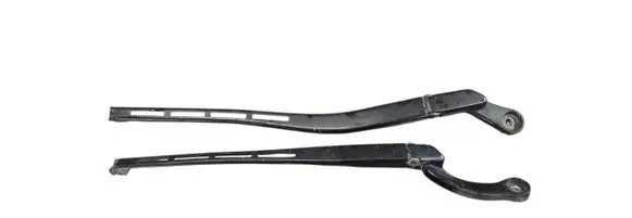 Front wiper blade arm