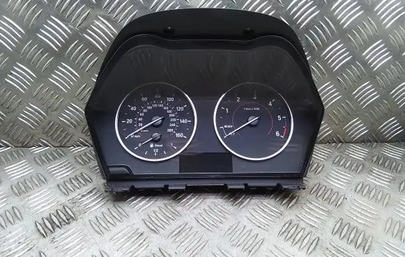 Speedometer (instrument cluster)