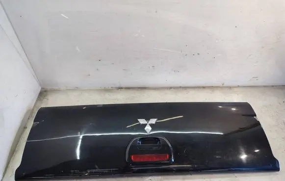 Mitsubishi L200 Tailgate/trunk/boot lid 