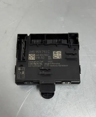 Audi Q7 4M Door control unit/module 4M0959793C