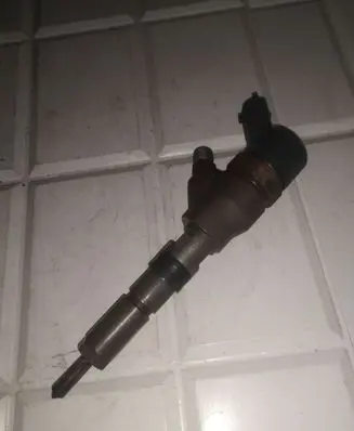 Peugeot 406 Fuel injector 0445110062 9640088780