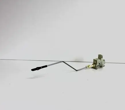 Volkswagen PASSAT CC Fuel tank cap lock 3C8810773A