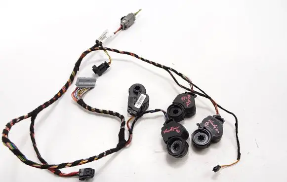 Renault Kadjar Air flap motor/actuator T37221B 2602181D