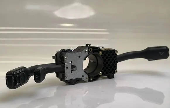 Audi A4 S4 B7 8E 8H Indicator stalk KLS202548 4D0953513A 4D0953513B