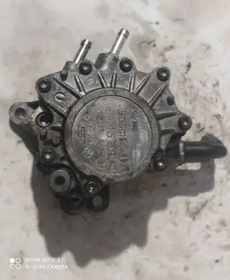 Audi A3 S3 8P Vacuum pump 03G145209C
