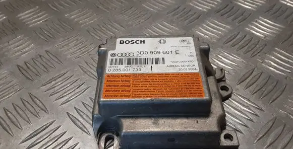 Volkswagen Touareg I Airbag control unit/module 3D0909601E 0285001733