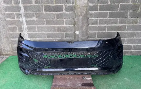 Volkswagen Tiguan Front bumper 571807421A