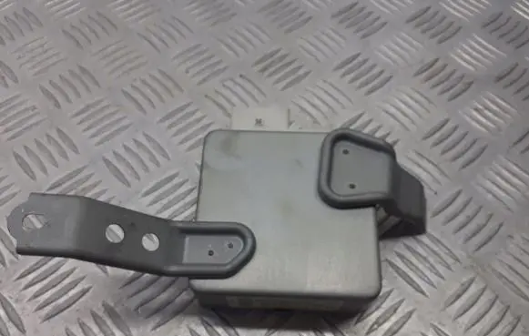 Toyota Yaris Power steering control unit/module 89650-0D070