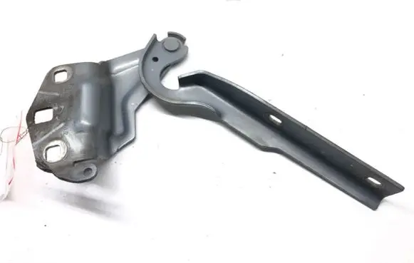 Engine bonnet/hood hinges