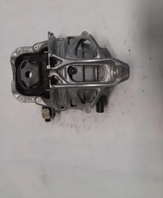 Audi A8 S8 D5 Engine mount vacuum valve 