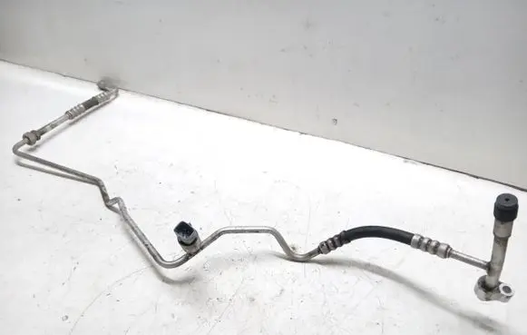 Ford Focus Air conditioning (A/C) pipe/hose