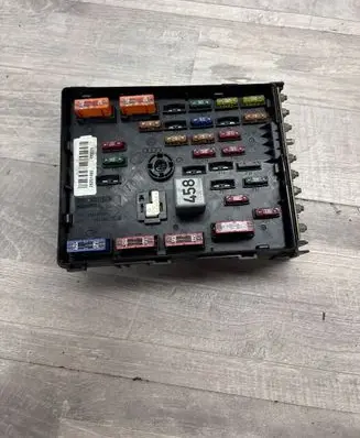 Volkswagen PASSAT B6 Fuse module 3C0937125 63592777
