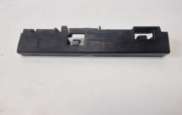 Audi A6 S6 C7 4G Front bumper mounting bracket 4G0853922B