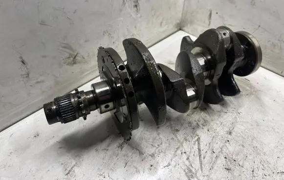 Mitsubishi Colt Crankshaft 198101MN