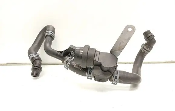 Mercedes-Benz C W205 Engine coolant pipe/hose A2742001151 0613834A