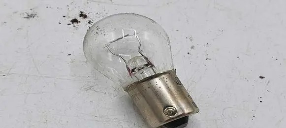 Nissan X-Trail T30 Rear tail light bulb NOCODE