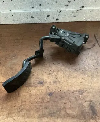 Audi A6 S6 C6 4F Accelerator throttle pedal 4F2721523