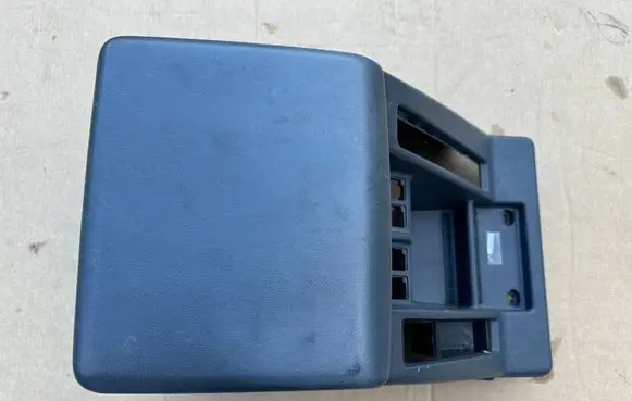 Nissan Patrol Y60 Center console 9691005J01