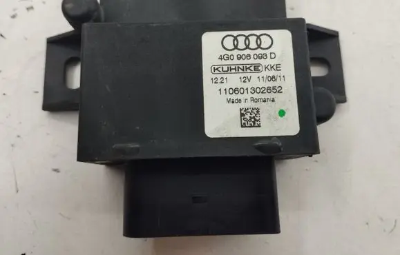 Audi A7 S7 4G Fuel injection pump control unit/module 4G0906093D 110601302652
