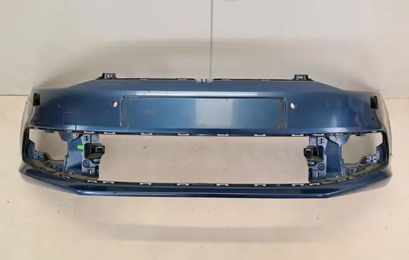 Volkswagen Polo V 6R Front bumper 6C0807221 Z2624