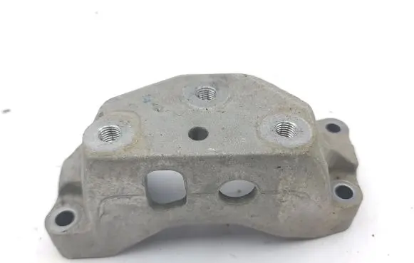 Volkswagen T-Roc Engine mounting bracket 3Q0199117A