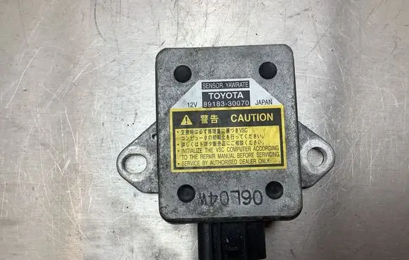 Lexus GS 300 350 430 450H ESP acceleration yaw rate sensor 8918330070