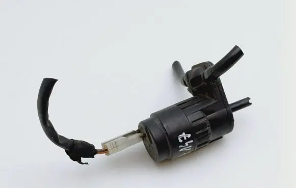 Windscreen/windshield washer pump