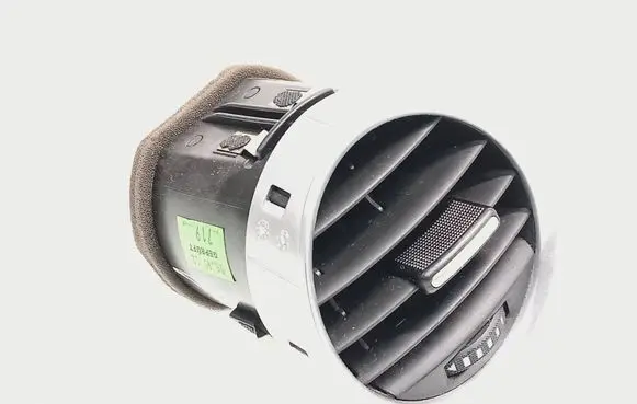 Audi A4 S4 B6 8E 8H Dash center air vent grill 8h0820951d