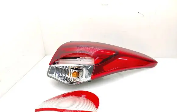 Hyundai i40 Rear/tail lights 924023Z6