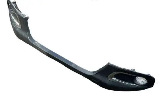 Front bumper lip