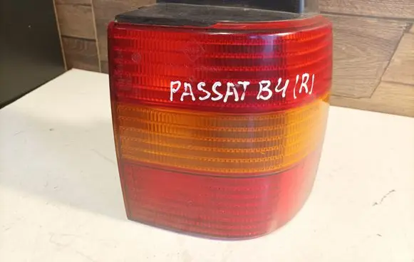 Volkswagen PASSAT B4 Rear/tail lights 3A9945257 394125