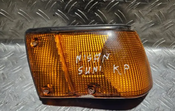 Nissan Sunny Front indicator light IKI5162 IKI5162A